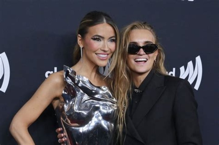 Actress Chrishell Stause Height