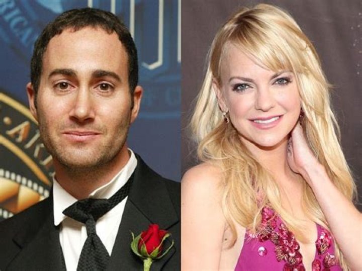 Anna Faris Secretly Married Michael Barrett