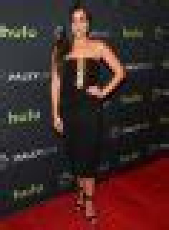 Audrey Esparza Height