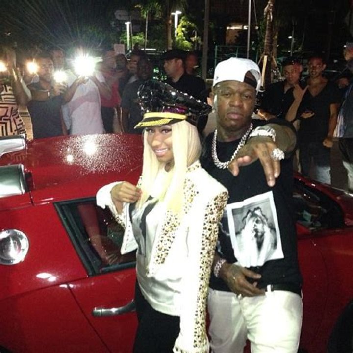  Birdman Drives Nicki Minaj To The Club In His Bugatti