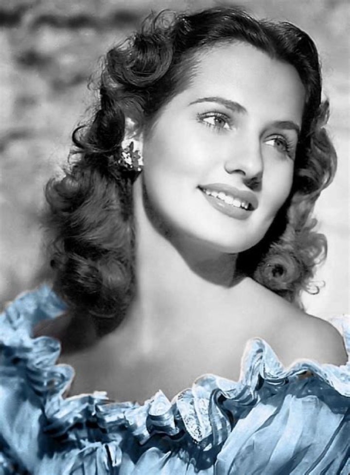 Brenda Marshall