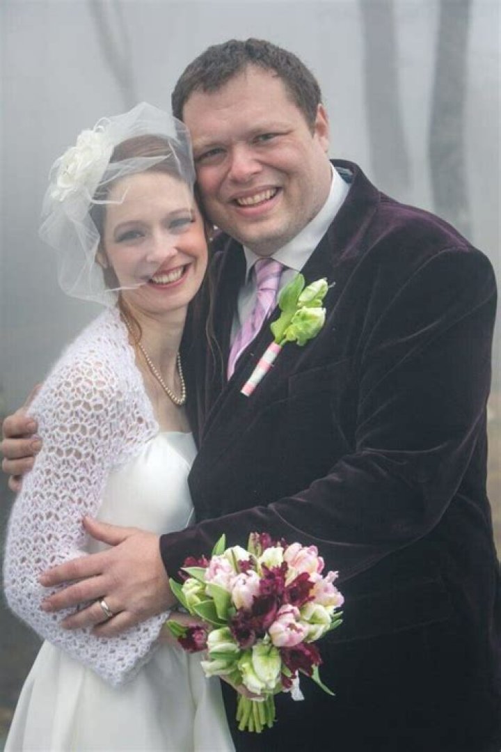  Celebrity Charles Pol Wiki, Net Worth, Age, Height, Wife, Children, ParentsBy Angelina Scott January 25, 2024 