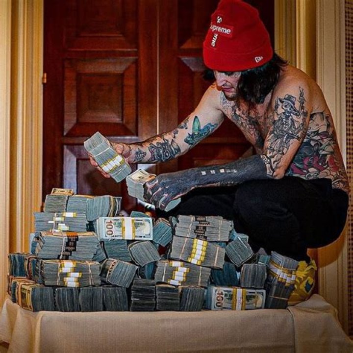  Celebrity Mikki Mase Net Worth, Age, Height, Girlfriend, Wiki, BioBy Syaid Ahmad Fahri January 16, 2024 