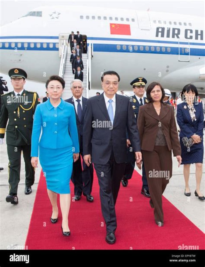 China Premier Li Keqiang Daughter Name, Wife And Family