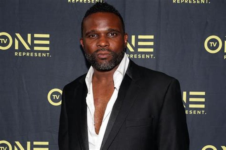 Darius McCrary Height