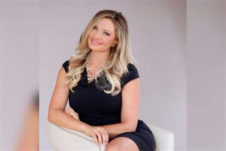 
Discover Janelle Pierzina Surprising Career as a Real Estate Agent, Net Worth and More
