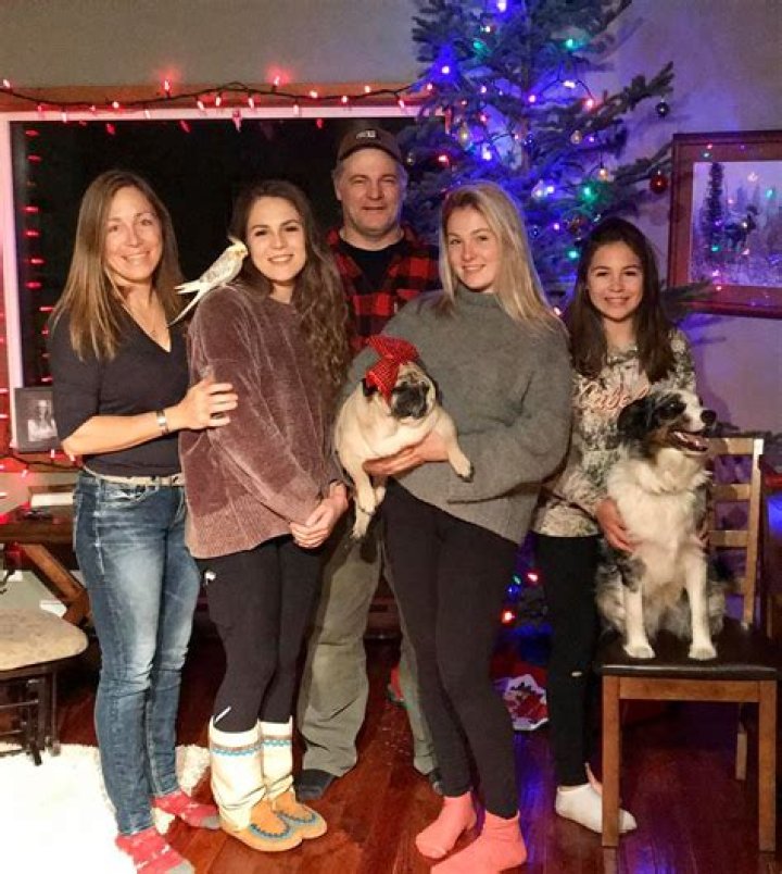 Dr Michelle Oakley Veterinarian, Office, New Clinic, Yukon Vet, Haines Junction, Daughters, Parents, and Net Worth