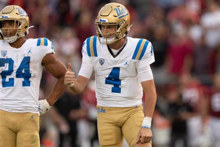 Ethan Garbers Re-Finds Inner Fire in Igniting Late UCLA Charge in LA Bowl