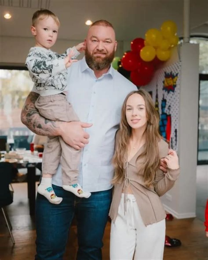 Hafþór Júlíus Björnsson (The Mountain) Height, Weight, Age, Wife, Biography, Family