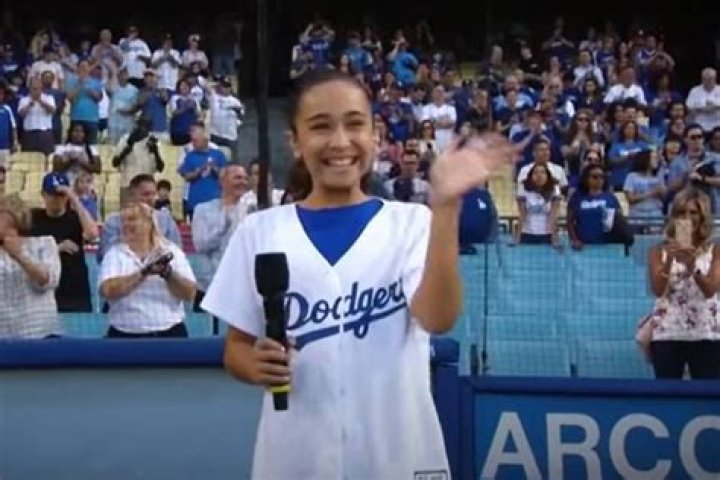 
Is Dave Roberts’ Daughter Emmerson Roberts Into Baseball Like Him?
