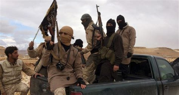 Is Kelly Ripa Anorexic? Eating Disorder Led To Weight Loss