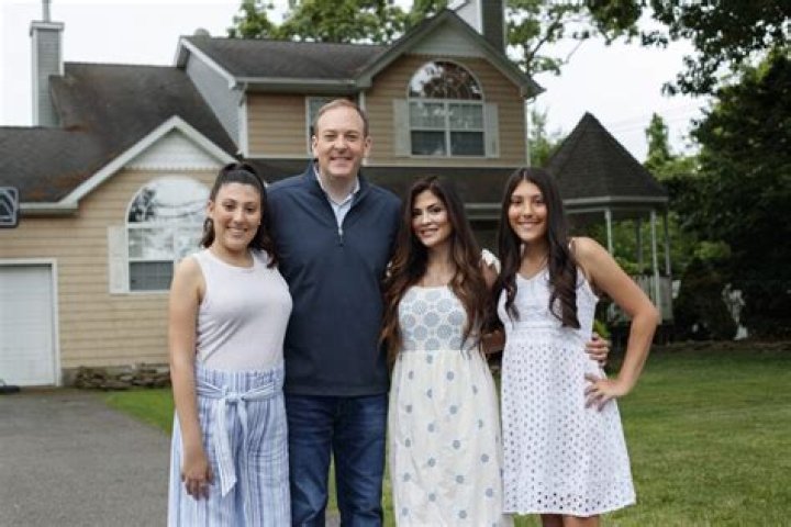 Jade Jagger Designer, Bio, Wiki, Age, Height, Family, Siblings, Husband, Model, And Net Worth