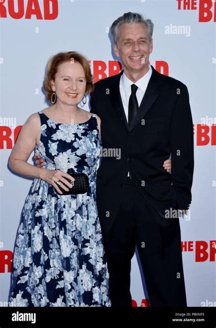 Kate Burton Height