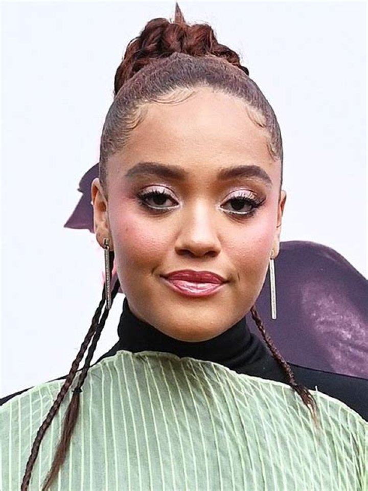 Kiersey Clemons Phone Number, WhatsApp Number, House Address, Email Id