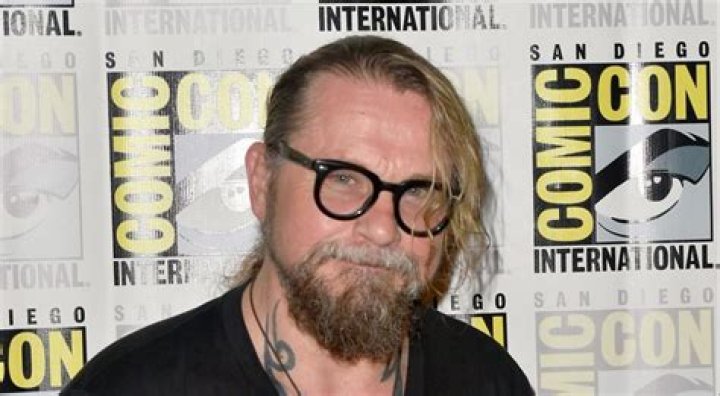 Kurt Sutter Movies, Bio, Wiki, Age, Height, Wife, TV Shows, and Net Worth