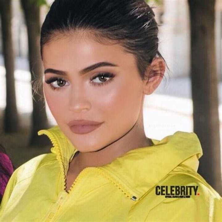 Kylie Jenner Wiki, Biographie, Age, Taille, Mariage, Contact & Informations