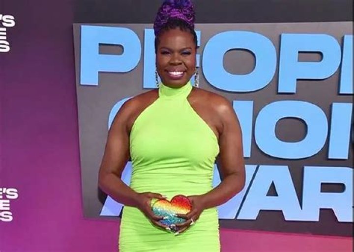 Leslie Jones Drags Tabloid for Exploiting Her 2018 Gym Selfie