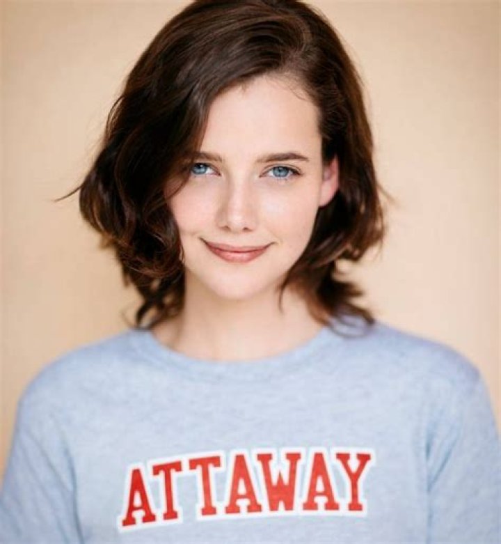 Maemae Renfrow – Biography, Facts & Life Story