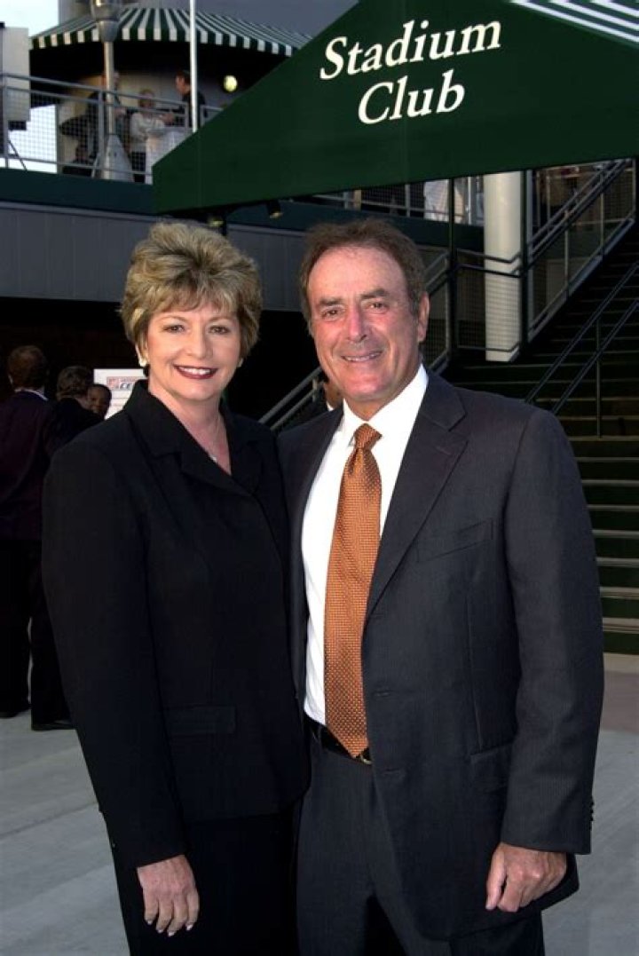 Meet Linda Anne Stamaton – Sportcaster Al Michaels’ Wife Since 1966