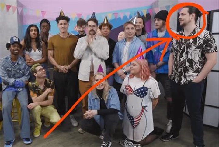 Mr Shayne Topp Height