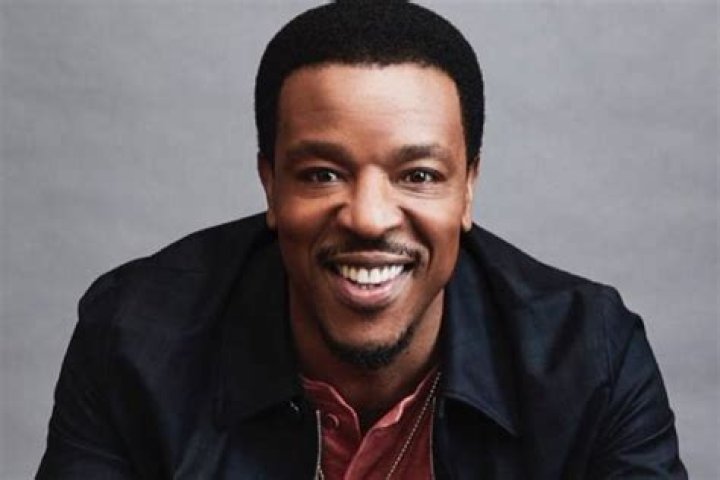 
Russell Hornsby Net Worth – Salary From Lincoln Heights And Other Acting Projects
