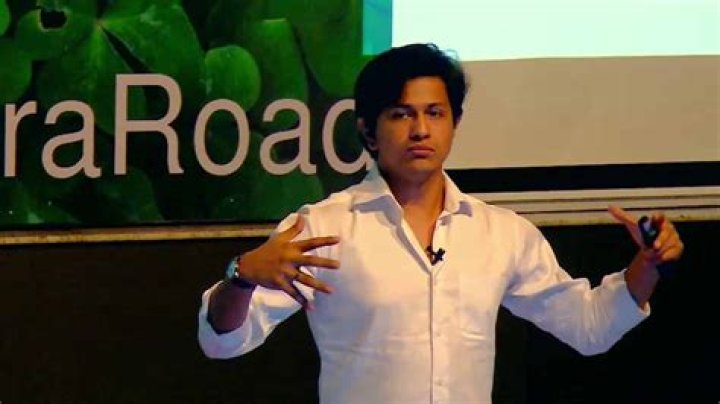 Shubh Mukherjee – Biography, Facts & Life Story