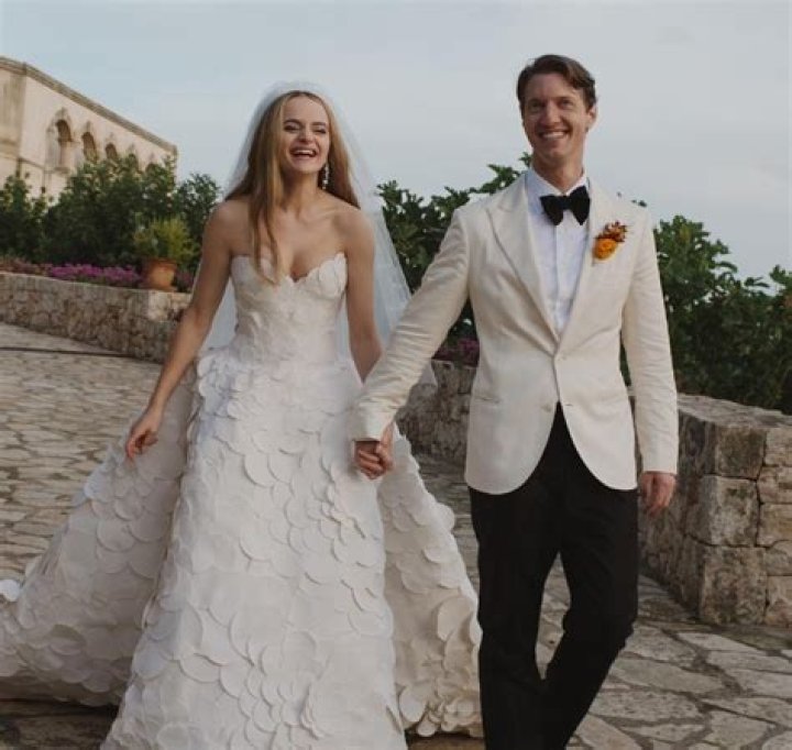 Steven Piet Wiki (Joey King’s Husband): Biography, Height, Family, Net Worth, Age & Facts