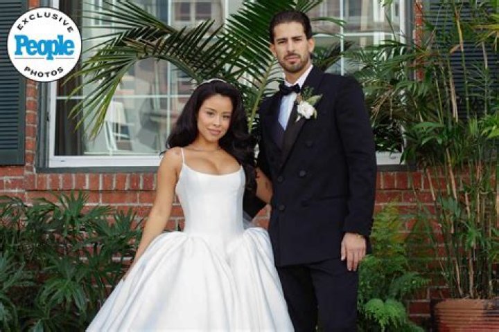 Teri Polo and Sherri Saum Relationship on ‘The Fosters’ and Their Real Life Partners