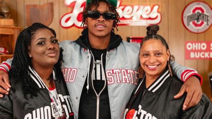 Washington Turns Busy Official Visit Weekend Into Nine Commits