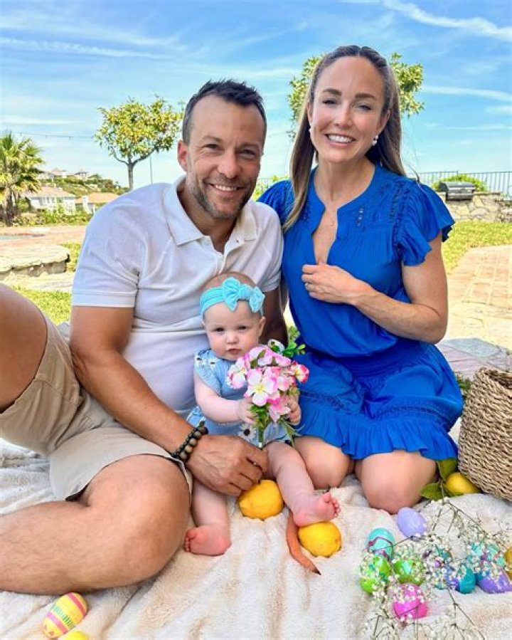 Who Is Sigi Schmid Wife Valerie Schmid? Kids Erik, Lacey, Kurt And Kyle