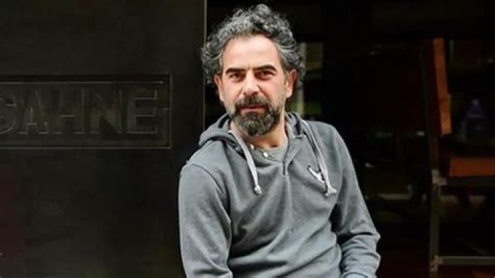 Yurdaer Okur – Biography, Facts & Life Story